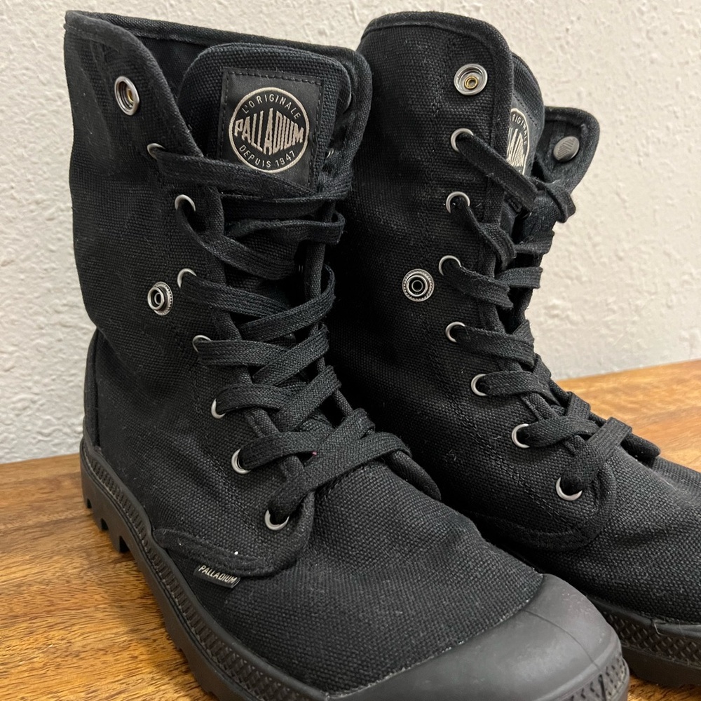 Palladium Black Canvas Boots